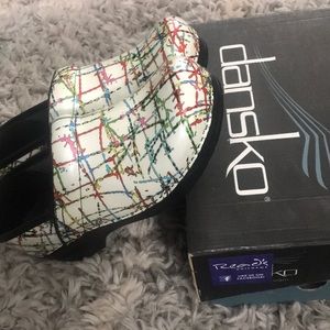 Women’s Dankso size 41 (US 11)